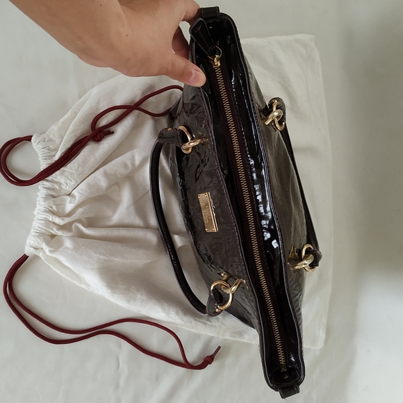 Daks Patent leather Handbag (With Code) - Picture 7 of 16